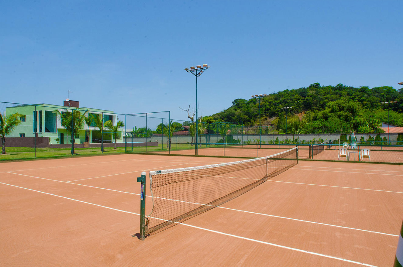Quadra de tênis no Costa Nova Residence Club